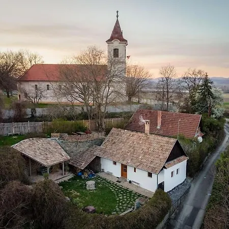 Templomdomb Vendeghaz Dunakanyar Pilismarot