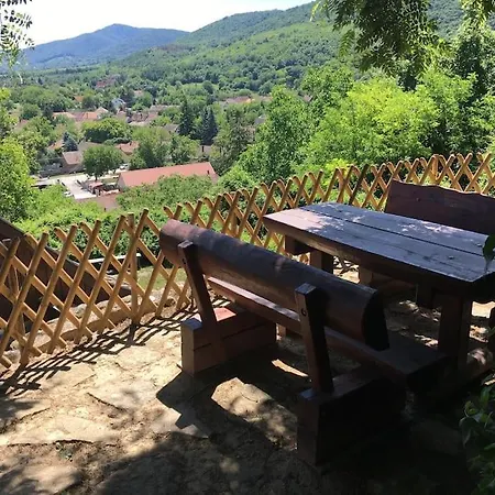 Templomdomb Vendeghaz Dunakanyar Lägenhet