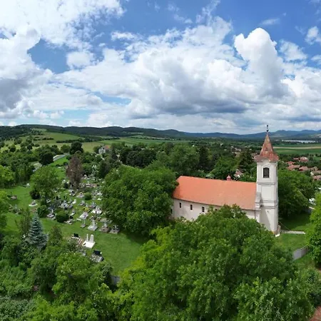 Templomdomb Vendeghaz Dunakanyar Lägenhet
