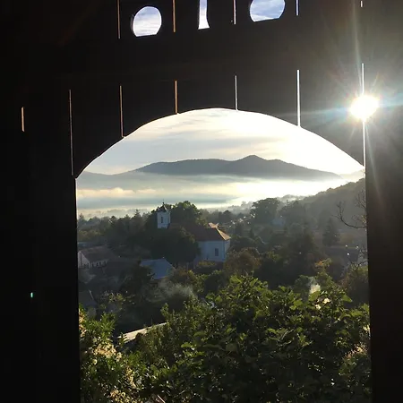 Templomdomb Vendeghaz Dunakanyar * Pilismarot